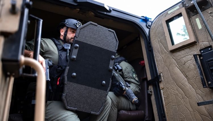 TACOPS portable ballistic shields 1 TACOPS portable ballistic shields 1