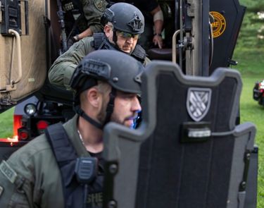 TACOPS portable ballistic shields 4 TACOPS portable ballistic shields 3